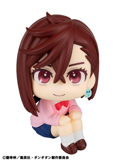 Dandadan Look Up Figure Momo