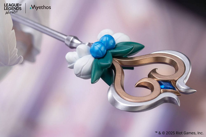 League of Legends Gift+ 1/8 Scale Statue Lux Crystal Rose Ver