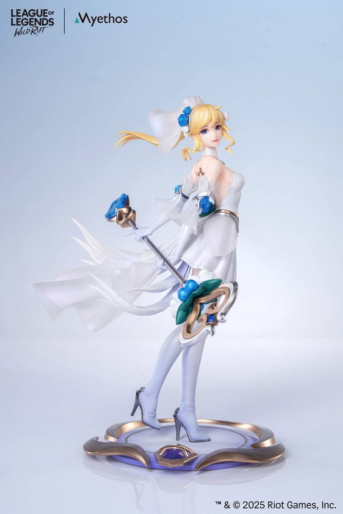 League of Legends Gift+ 1/8 Scale Statue Lux Crystal Rose Ver