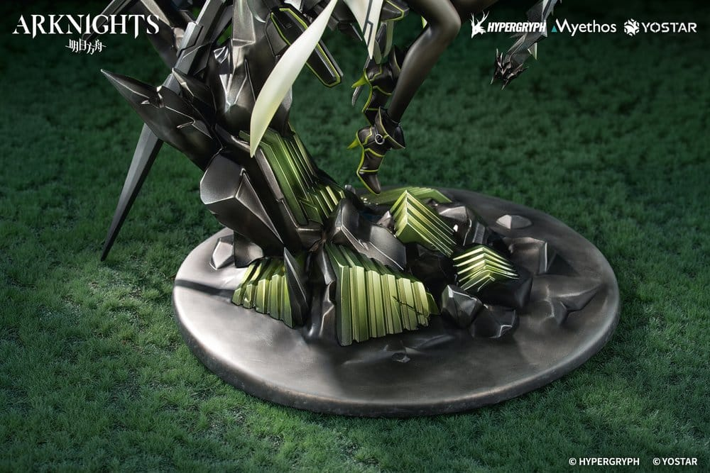 Arknights 1/7 Scale Statue Kal'tsit Esperanta Ver