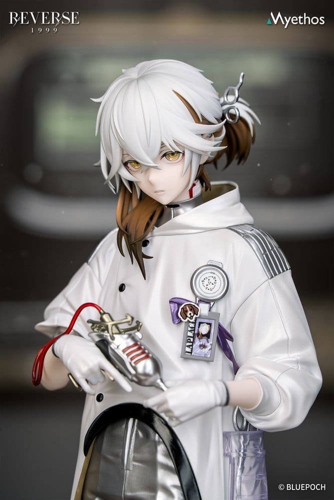 Reverse: 1999 Gift+ 1/8 Scale Statue Medicine Pocket