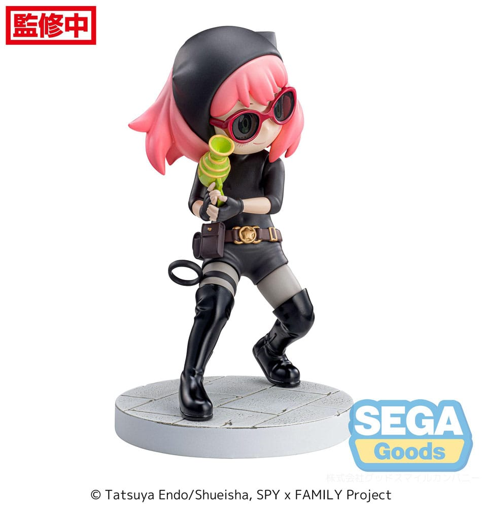 Spy x Family Anya Forger Playing Undercover Luminasta Figure