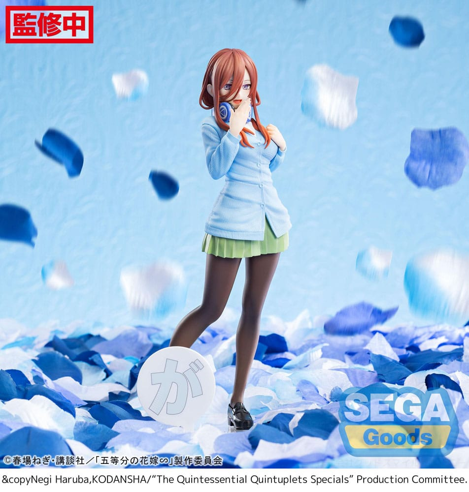 The Quintessential Quintuplets Specials Miku Nakano Luminasta Figure