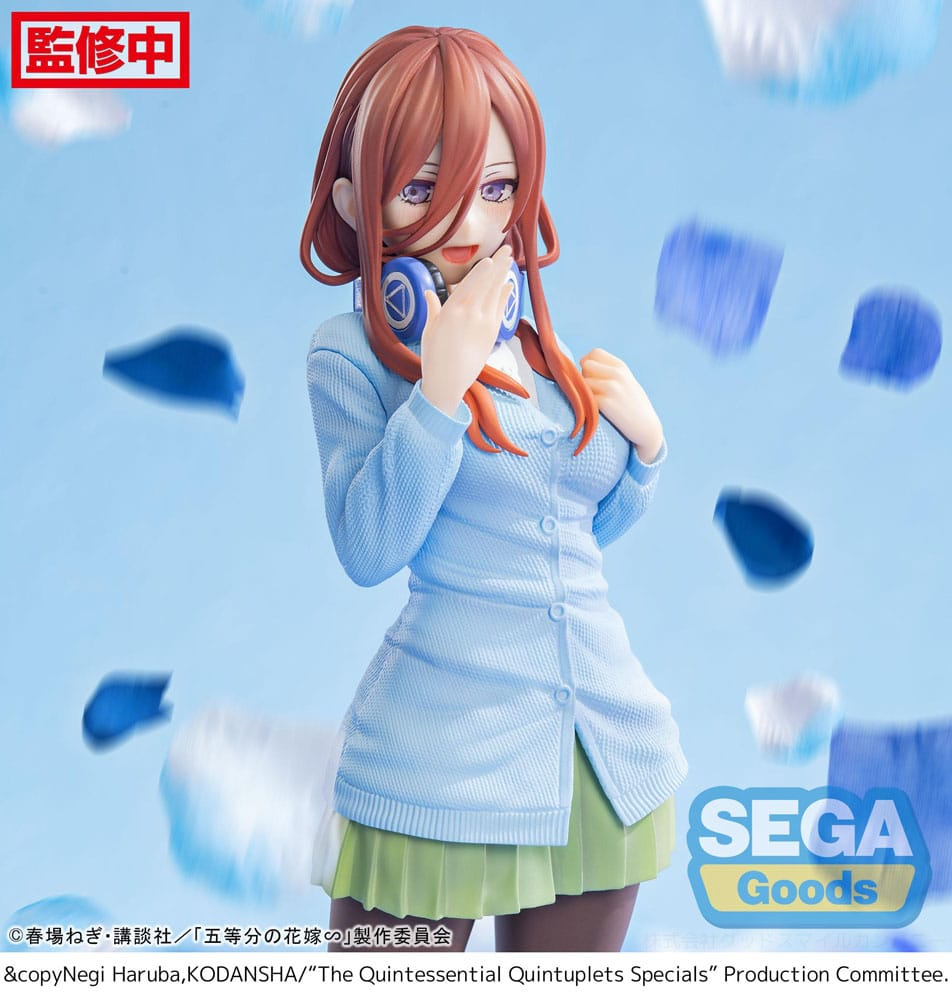 The Quintessential Quintuplets Specials Miku Nakano Luminasta Figure