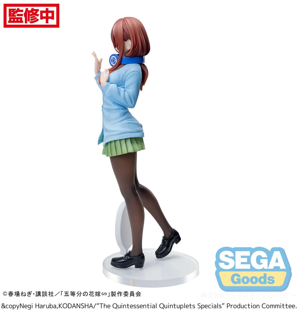 The Quintessential Quintuplets Specials Miku Nakano Luminasta Figure