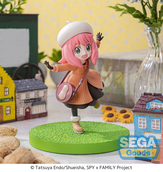 Spy x Family Anya Forger Family Outing Luminasta Figure