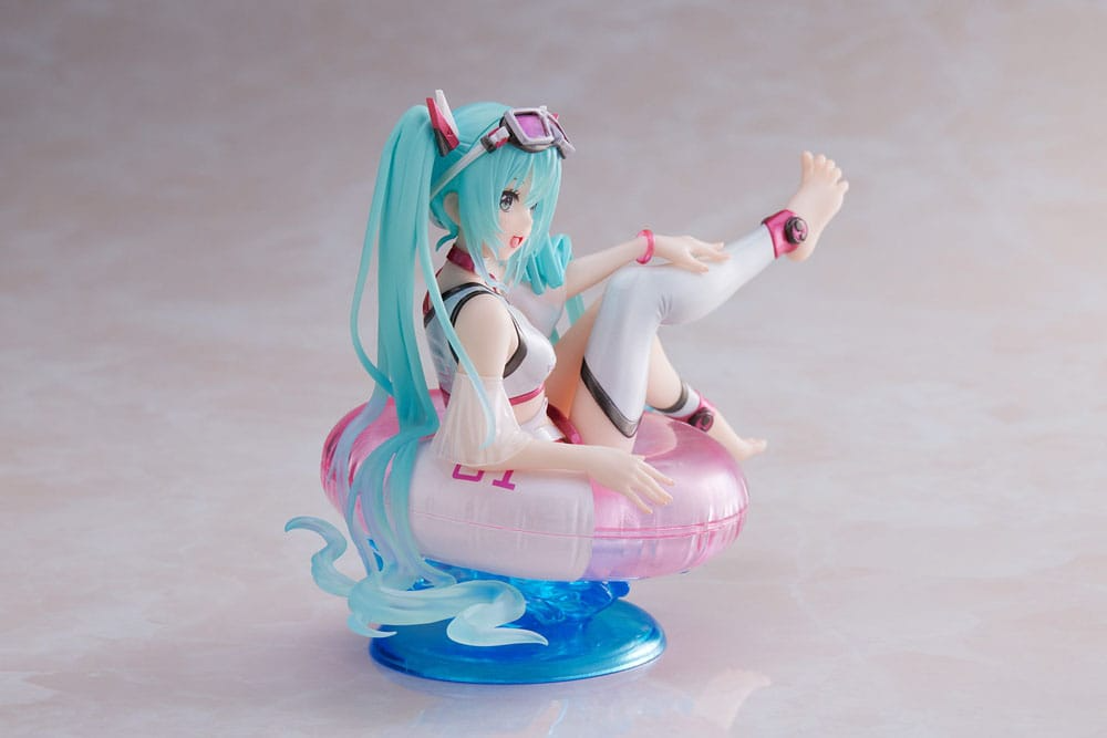Hatsune Miku Wonderland Aqua Float Girls Figure