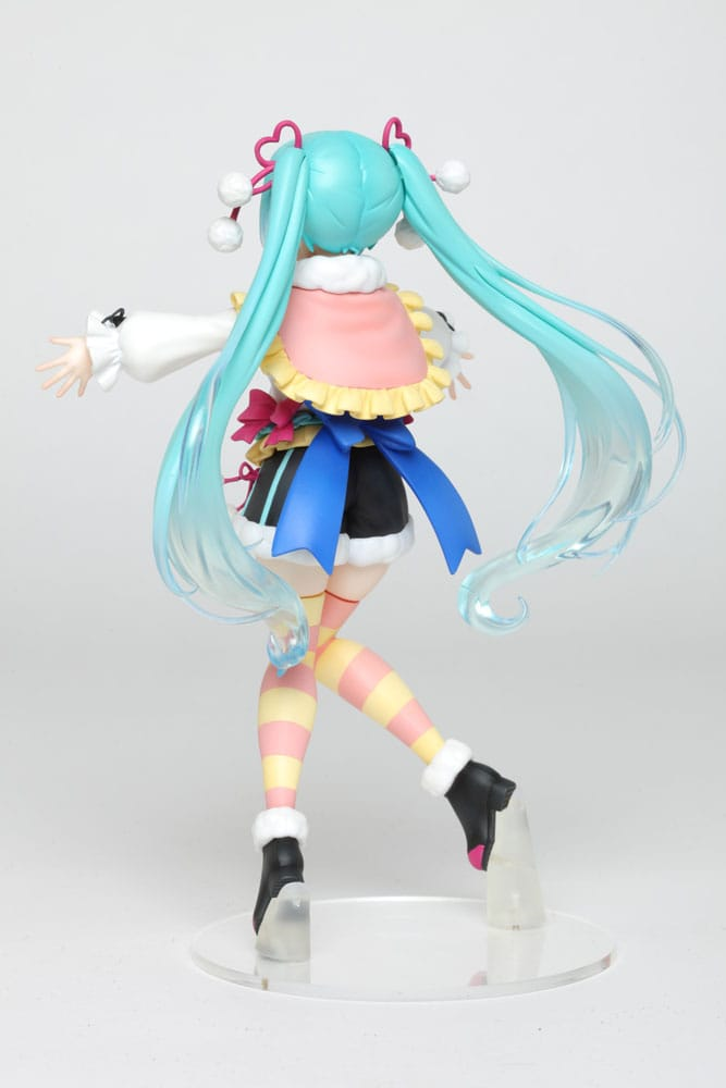 Hatsune Miku Winter Image Figure