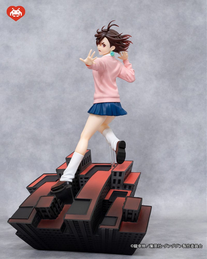 Dandadan Dressta Statue Momo
