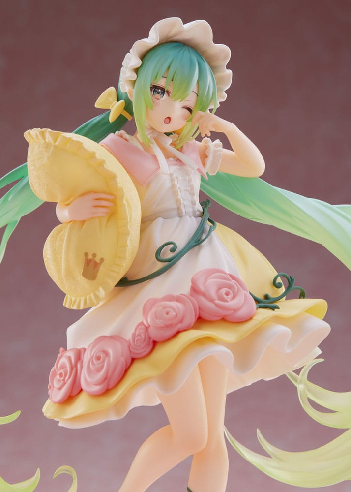 Hatsune Miku Wonderland Figure Hatsune Miku Sleeping Beauty