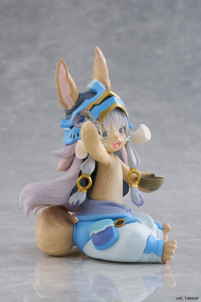 Made in Abyss Desktop Cute Nanachi Mealtime Ver