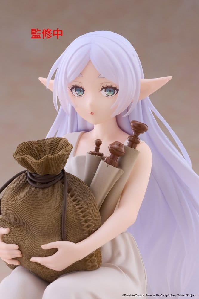 Frieren: Beyond Journey's End Desktop Cute Frieren In training Ver