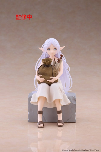 Frieren: Beyond Journey's End Desktop Cute Frieren In training Ver